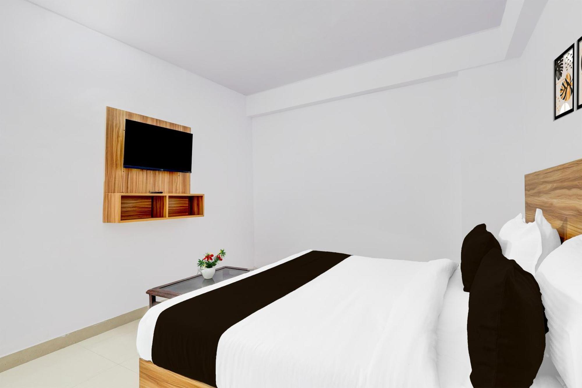 Hotel O Ocean Plaza New Delhi Extérieur photo