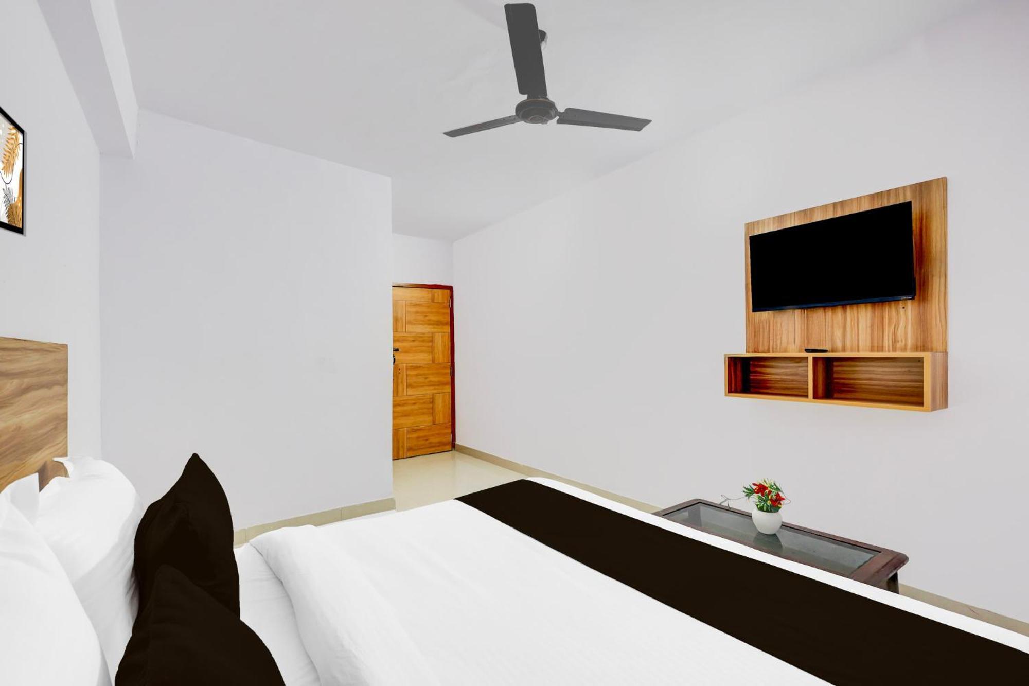 Hotel O Ocean Plaza New Delhi Extérieur photo