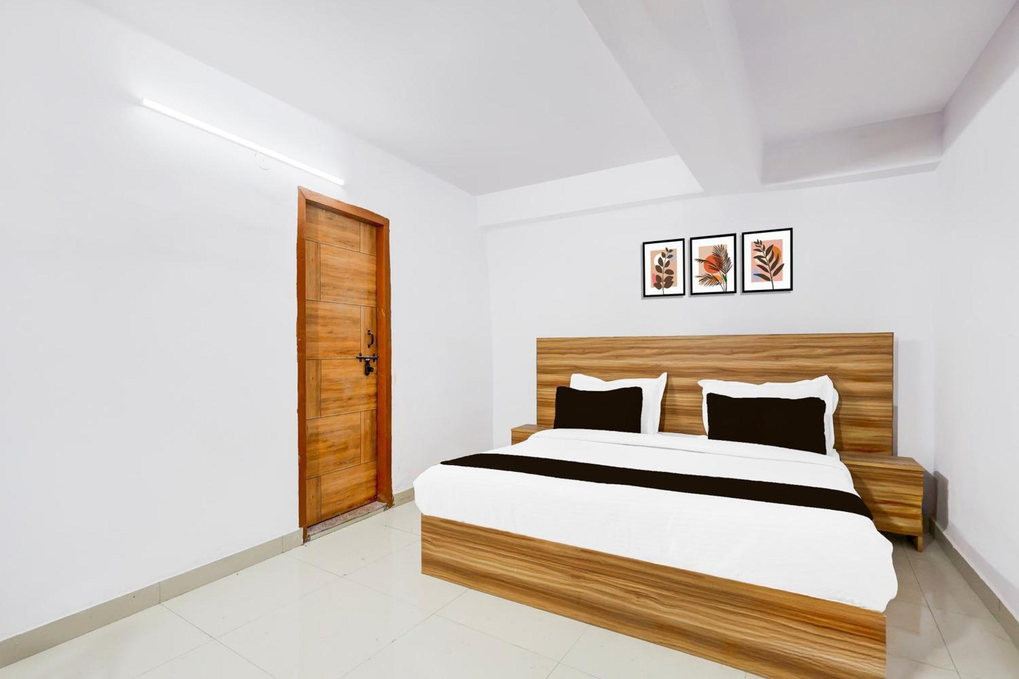 Hotel O Ocean Plaza New Delhi Extérieur photo
